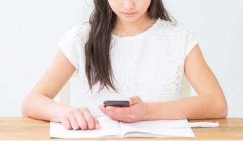 パソコンやスマホは何歳からOK？　子どもとインターネットとの正しい関わり方とは？