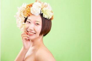 新しい自分に変身、お花ヘアとメイク