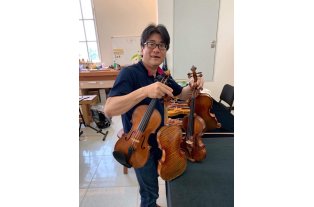 Stradivari 総評価額約50億円を両手で